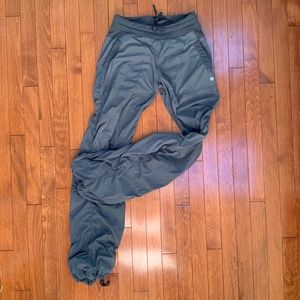 Lululemon Studio Pant Il *NO liner Soot Light Size 4